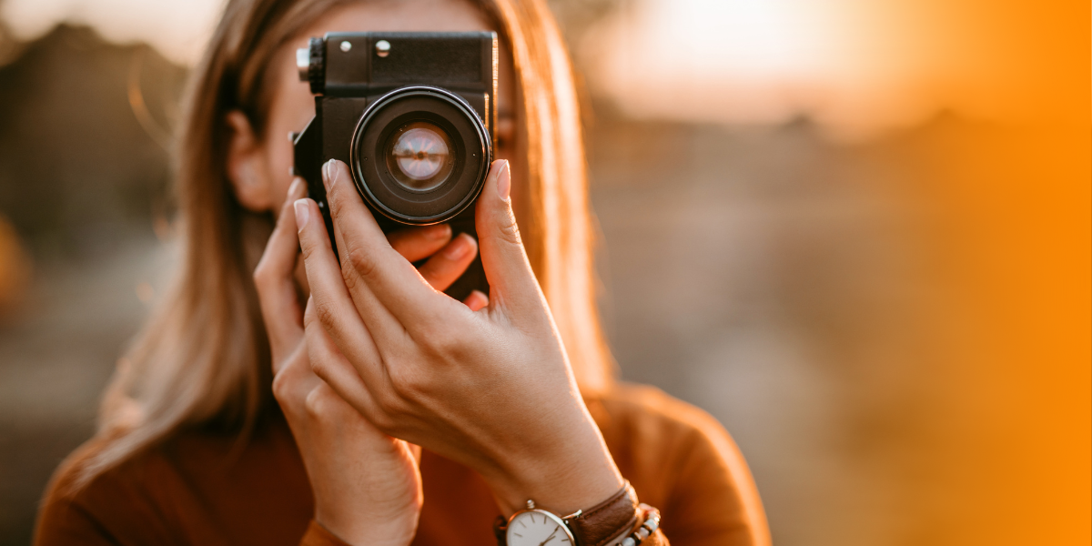 Fototipp Frau hinter der Kamera